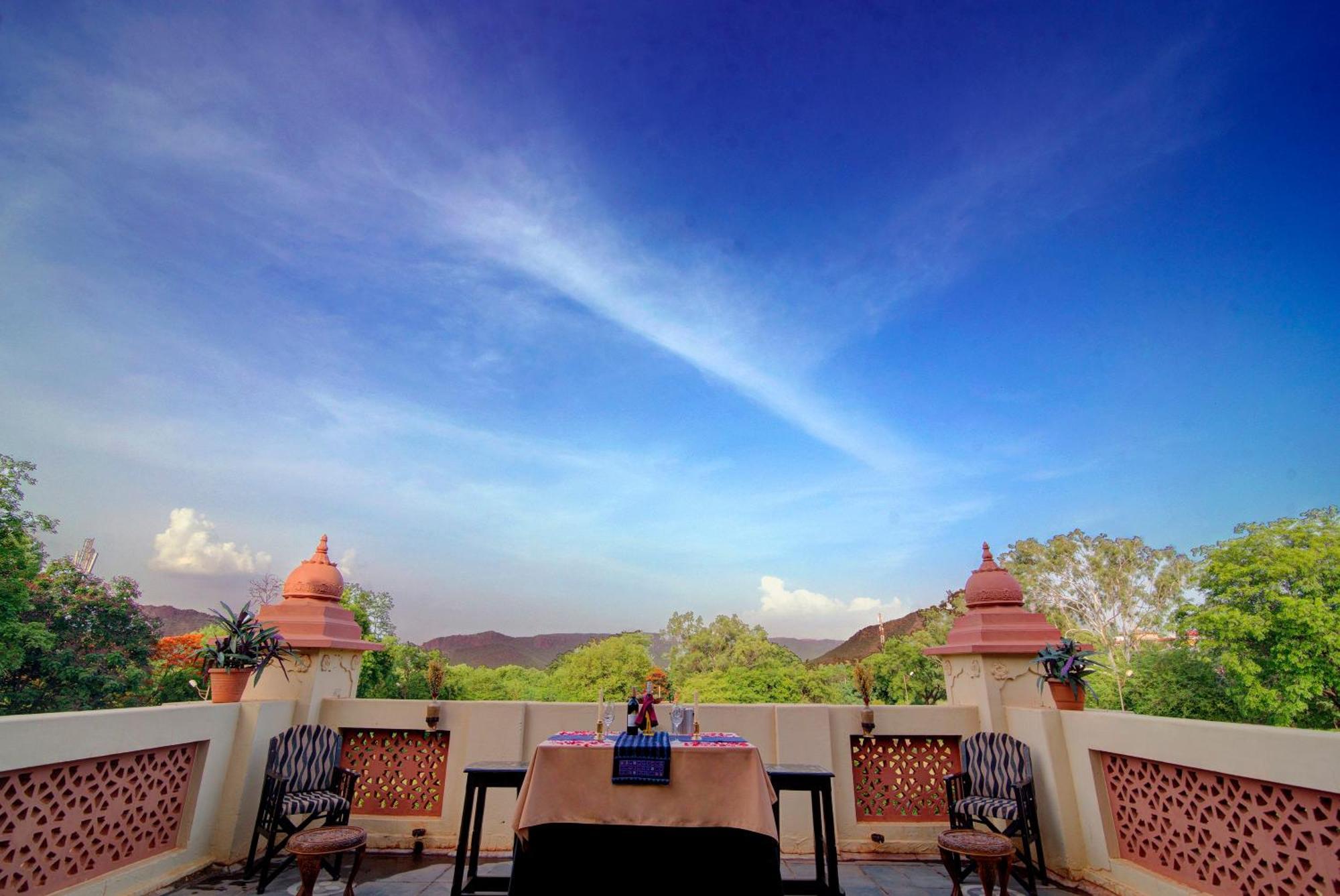 เวลคัมเฮอริเทจ ศิวะวิลาส พาเลซ ฮัมปี Hotel ฮอสเปต ภายนอก รูปภาพ